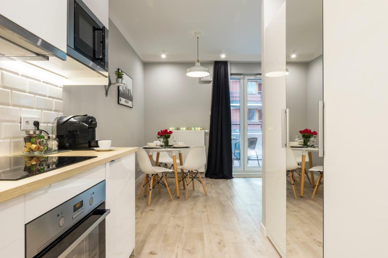 Manufaktura Praska Apartman Varsó Kültér fotó